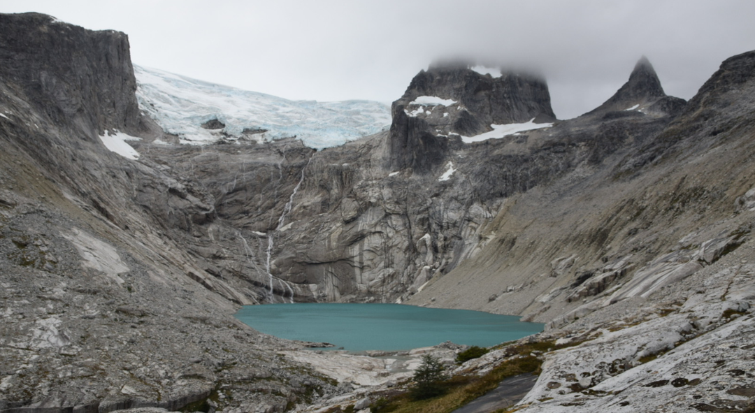 Guía de Viaje: Torres del Avellano por Bahía Murta